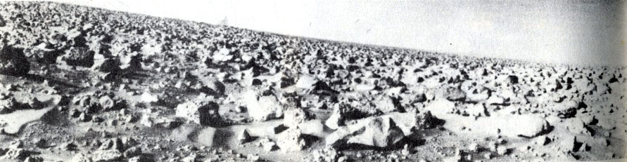 Поверхность Марса в месте посадки 'Викинга-2' (сентябрь 1976 г.)